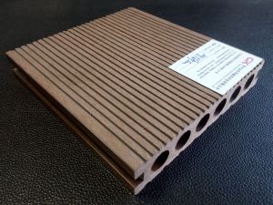 Anti- UV and Waterproof Wood Plastic Composite Decking WPC Flooring